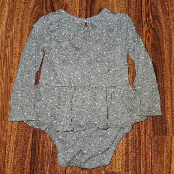 5 For $25 Carter's Grey With Pink Polkadots Onesie With Skirt Baby Size 24 M - Picture 4 of 4